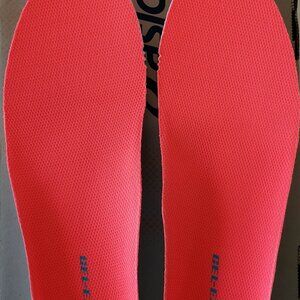 New! Asics Gel Replacement Insoles & Laces Women size 9 - Can be cut s…